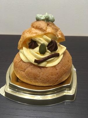 カボチャのシュークリーム